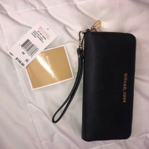 MK Black Jet Set Travel Continental Wallet